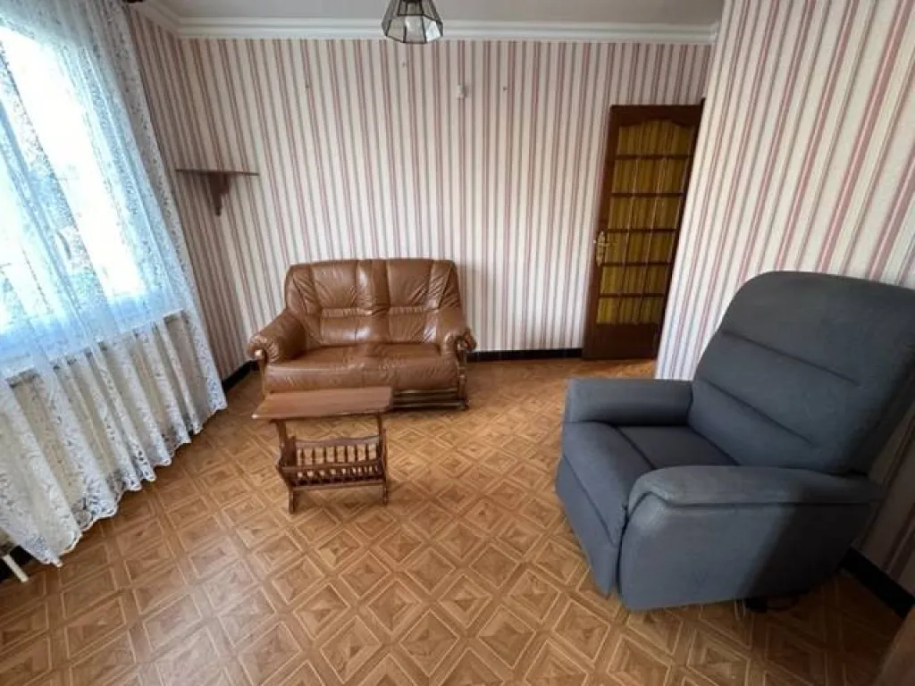 A vendre pavillon vivable de plain-pied de 100 m² sur un terrain de 686 m² sur la commune de SAINT PIERRE LES ELBEUF