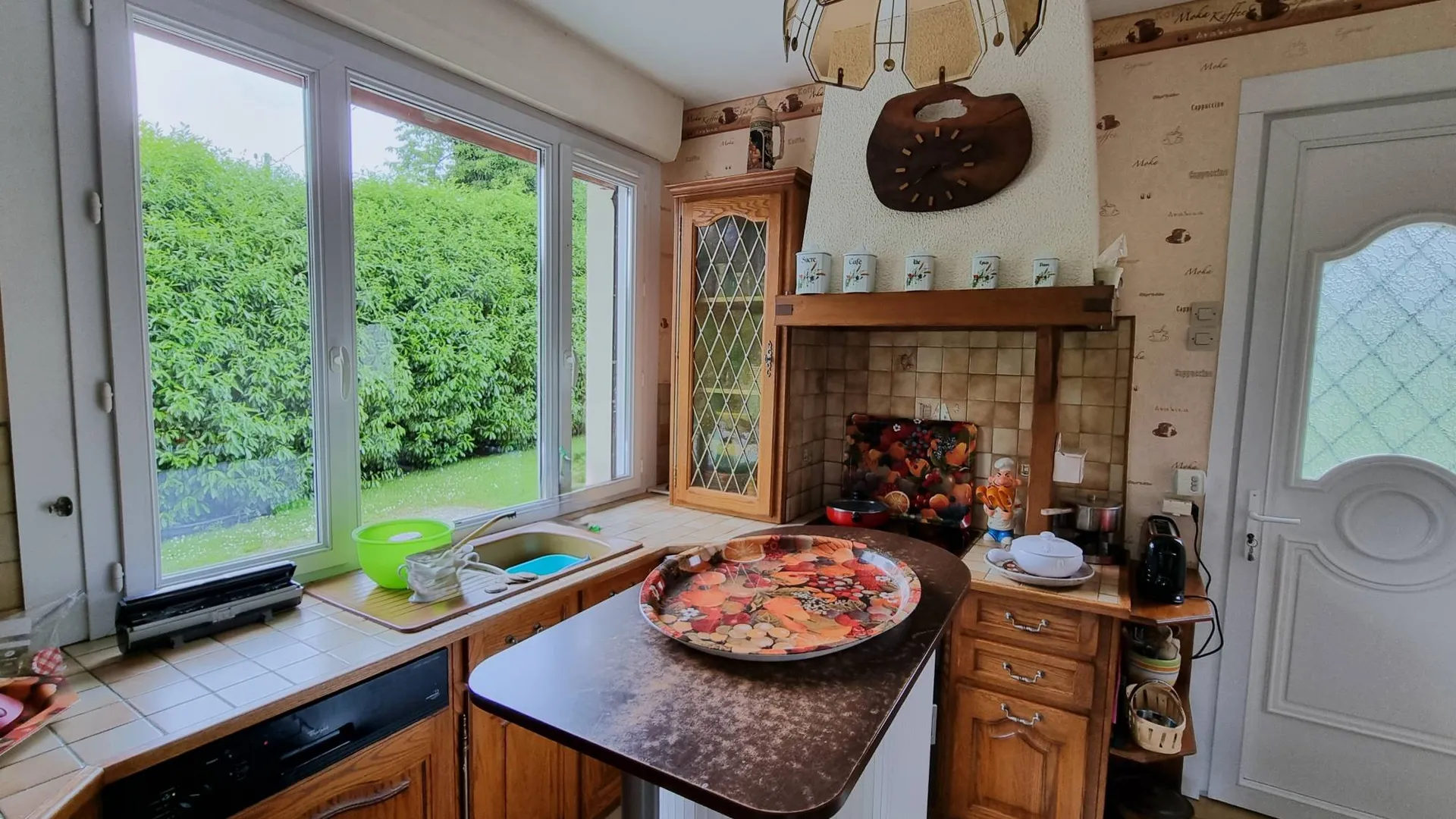 A vendre maison à fort potentiel, à rafraichir, dans un cadre exceptionnel à deux pas de la A28 et de la forêt domaniale d'Eu 76260