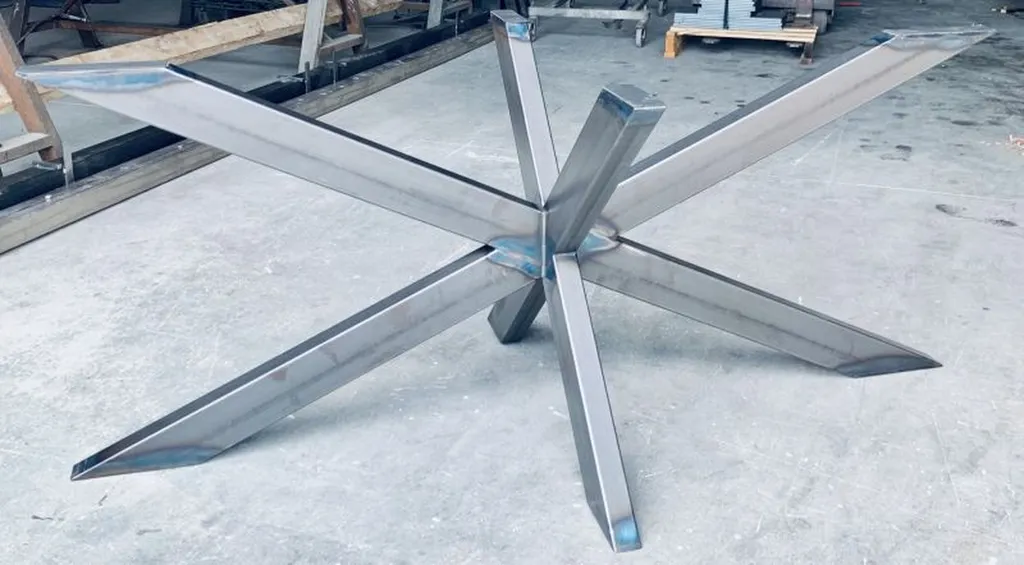 PIED DE TABLE A PEYPIN