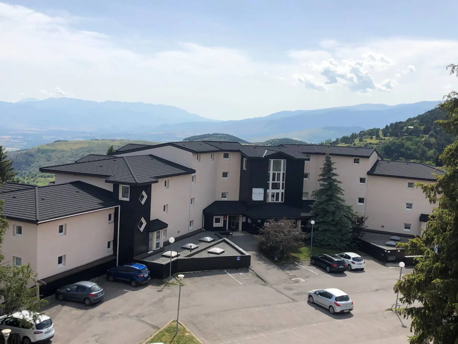 Entreprise Will Font Romeu tuiles métalliques Gerard Corona 1de6