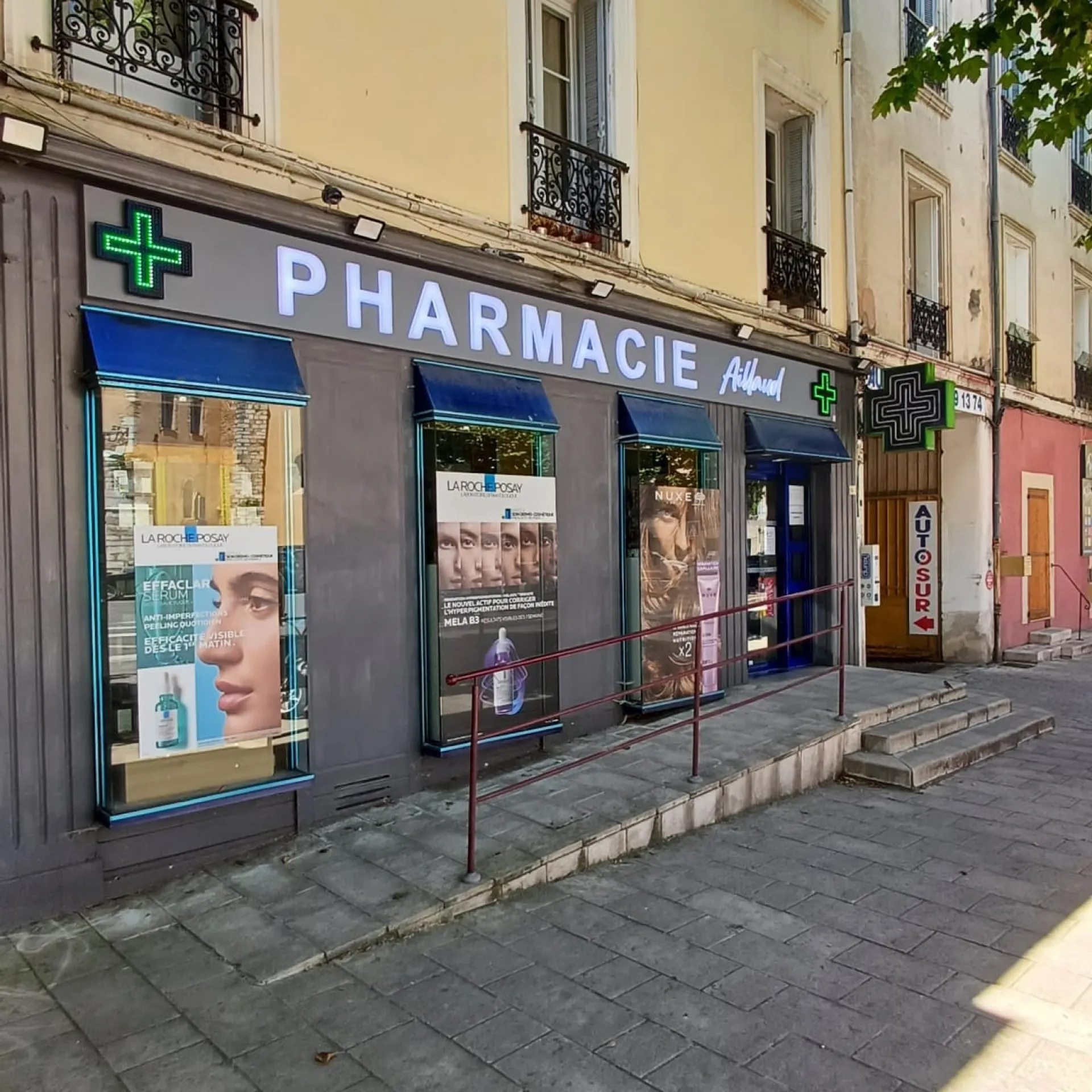 Enseigne lumineuse pour la Pharmacie AILLAUD à Riez