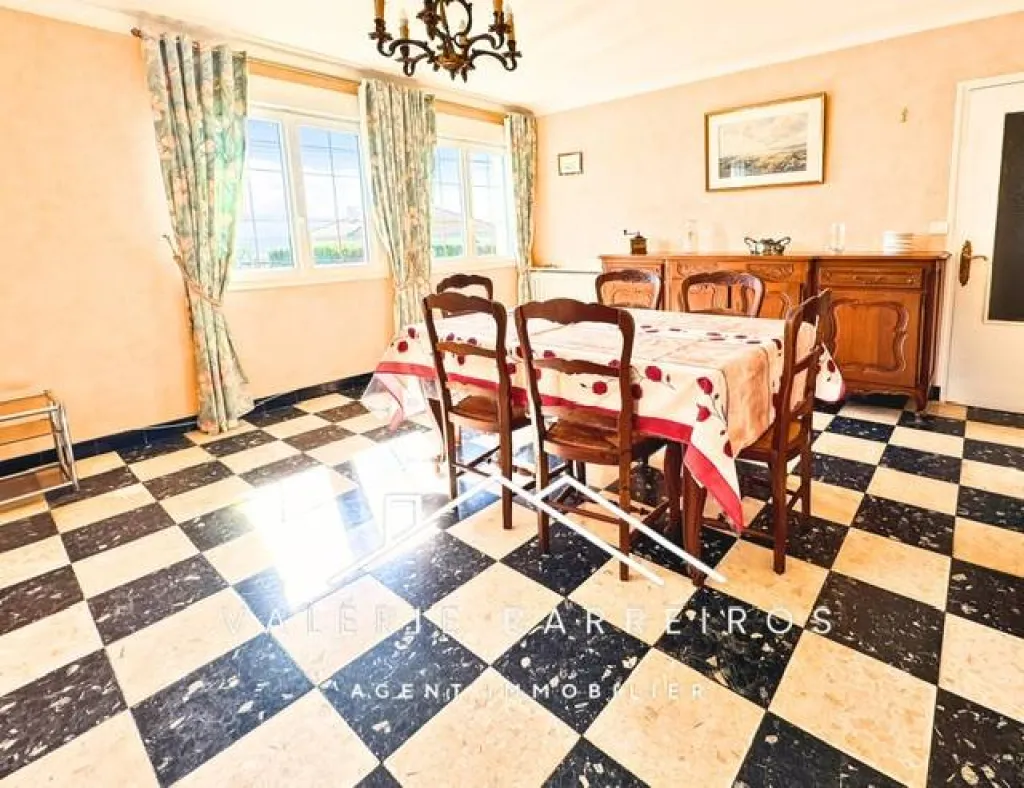 A vendre sur la commune de ST AUBIN LES ELBEUF maison de 85 m² habitables sur 711 m² de terrain