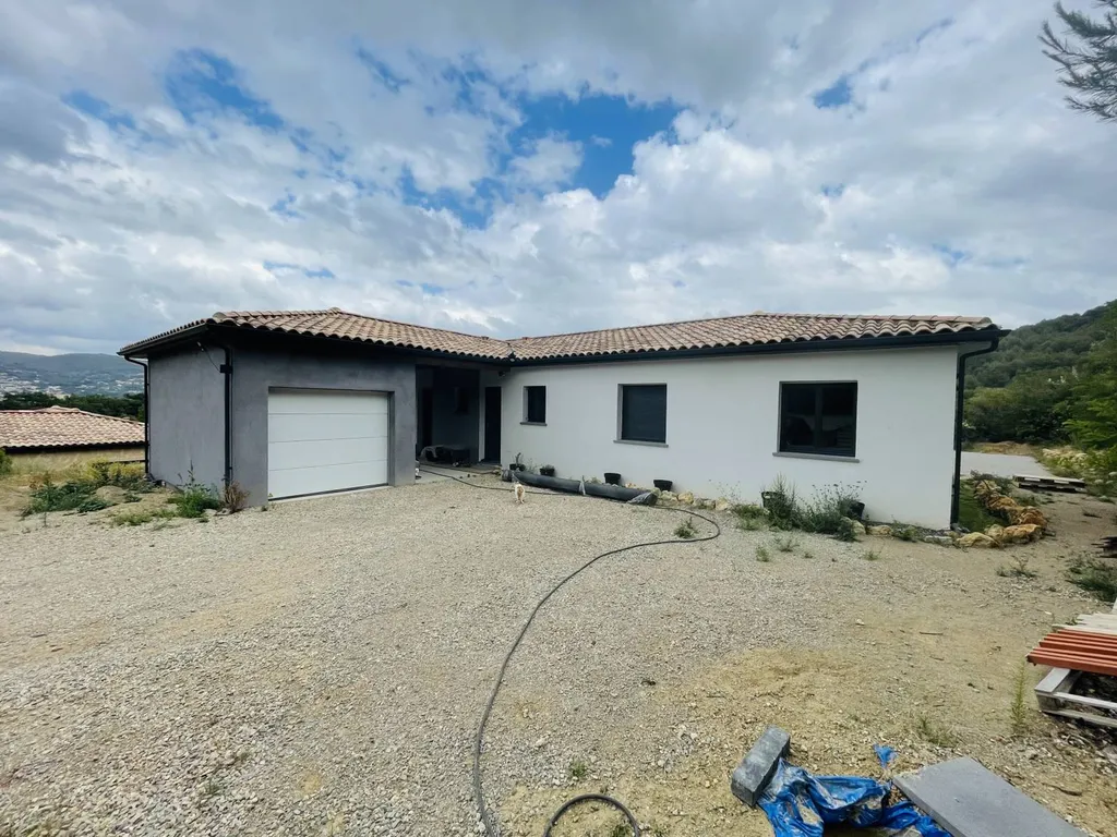 Construction de maison plain pied à Ensues la Redonne