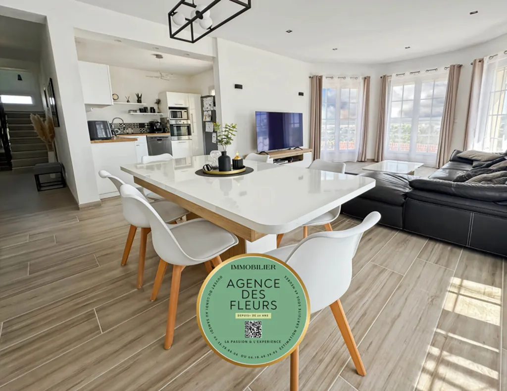 A vendre maison rénovée de 150 m² édifiée sur 880 m² de terrain sur la commune de FRENEUSE 76410