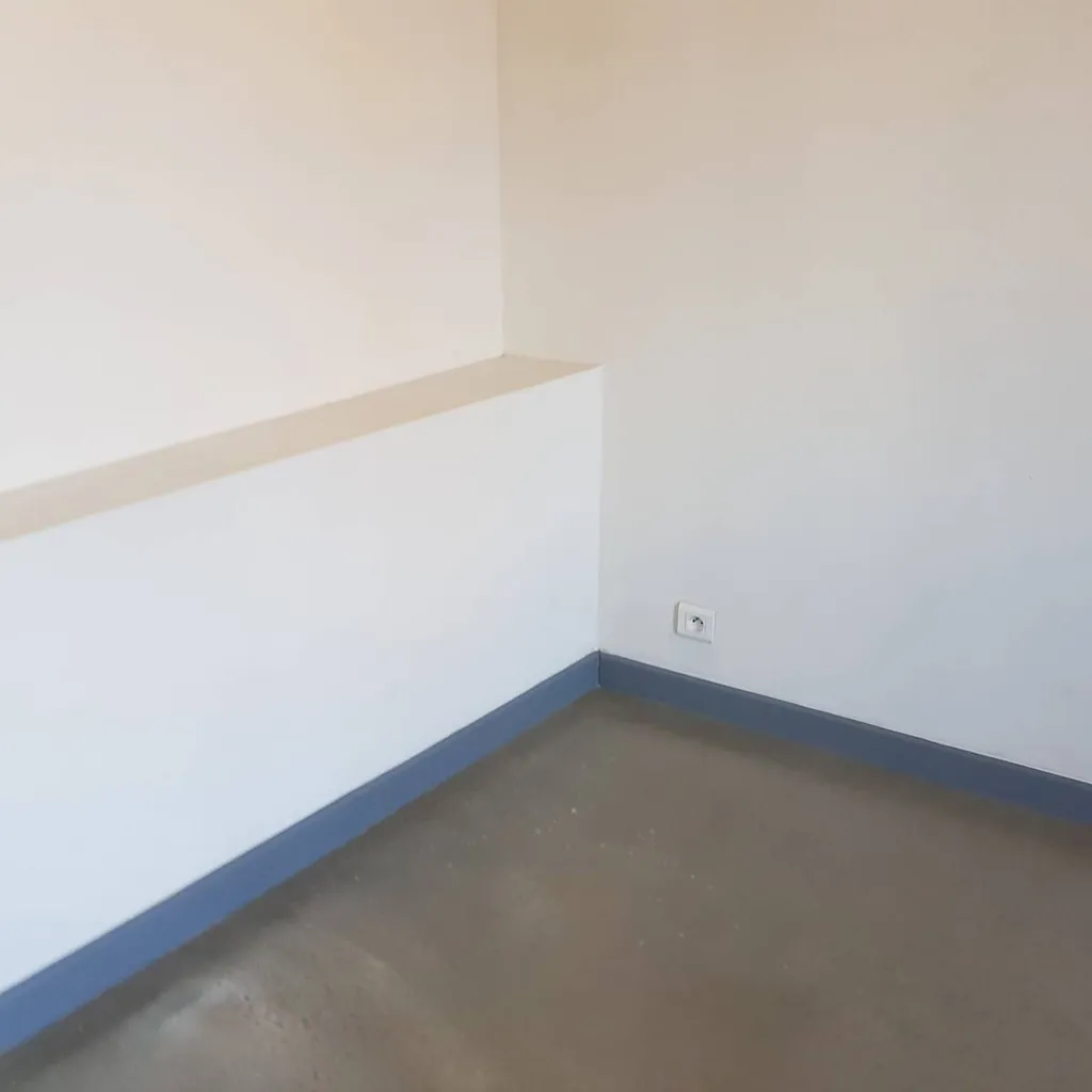 Pose de sol en dalle pvc clipsable