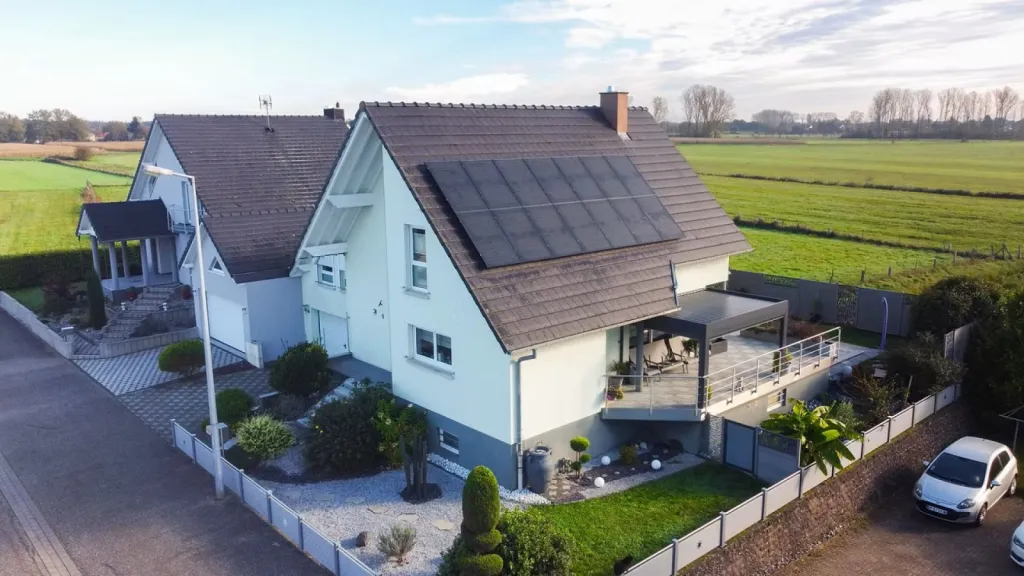 installation panneaux solaires Besançon