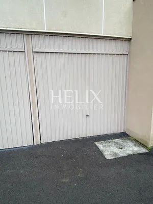 Garage fermé Le Pecq 13 m2
