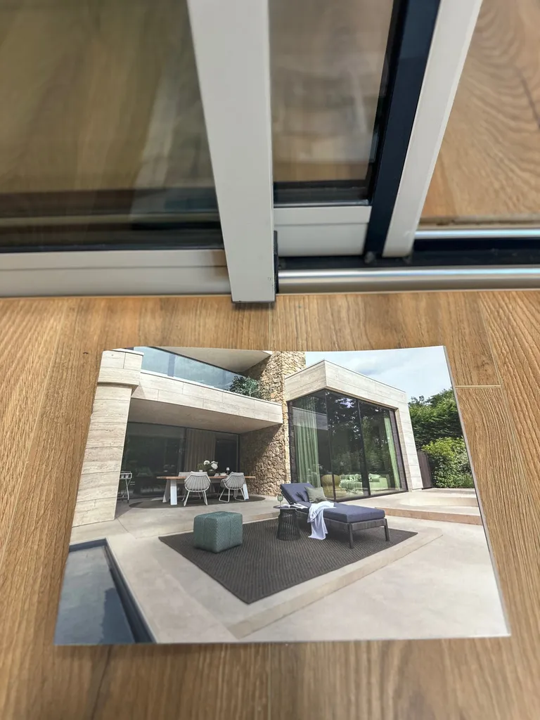 Tapis d'exterieur Atmosphère de chez Jab haut de gamme pour terrasse de villa et hôtel à Megève en Haute Savoie