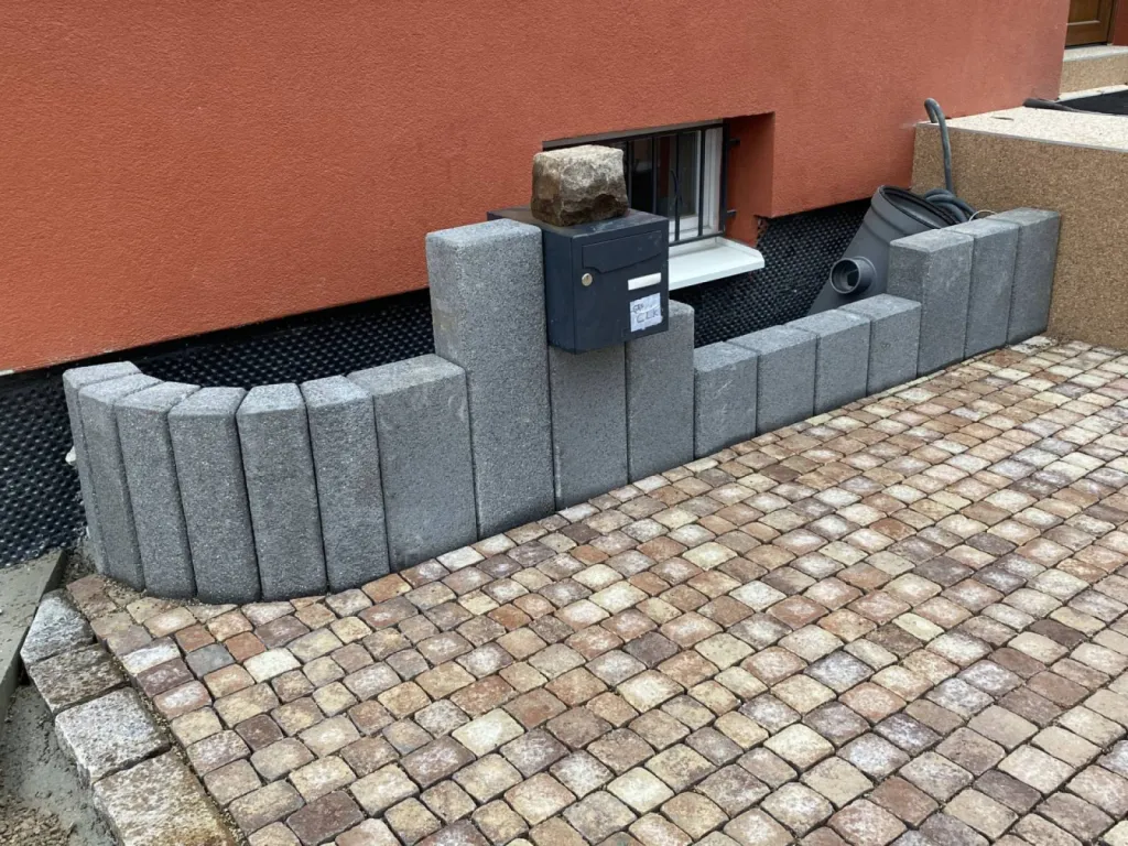 Devis gratuit pour pose de palissade béton à Strasbourg CLK