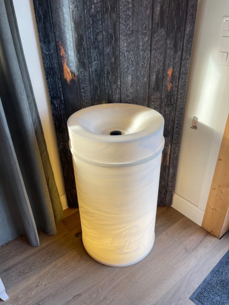 Fabrication de vasque en Corian sur-mesure sur la commune de Bordeaux