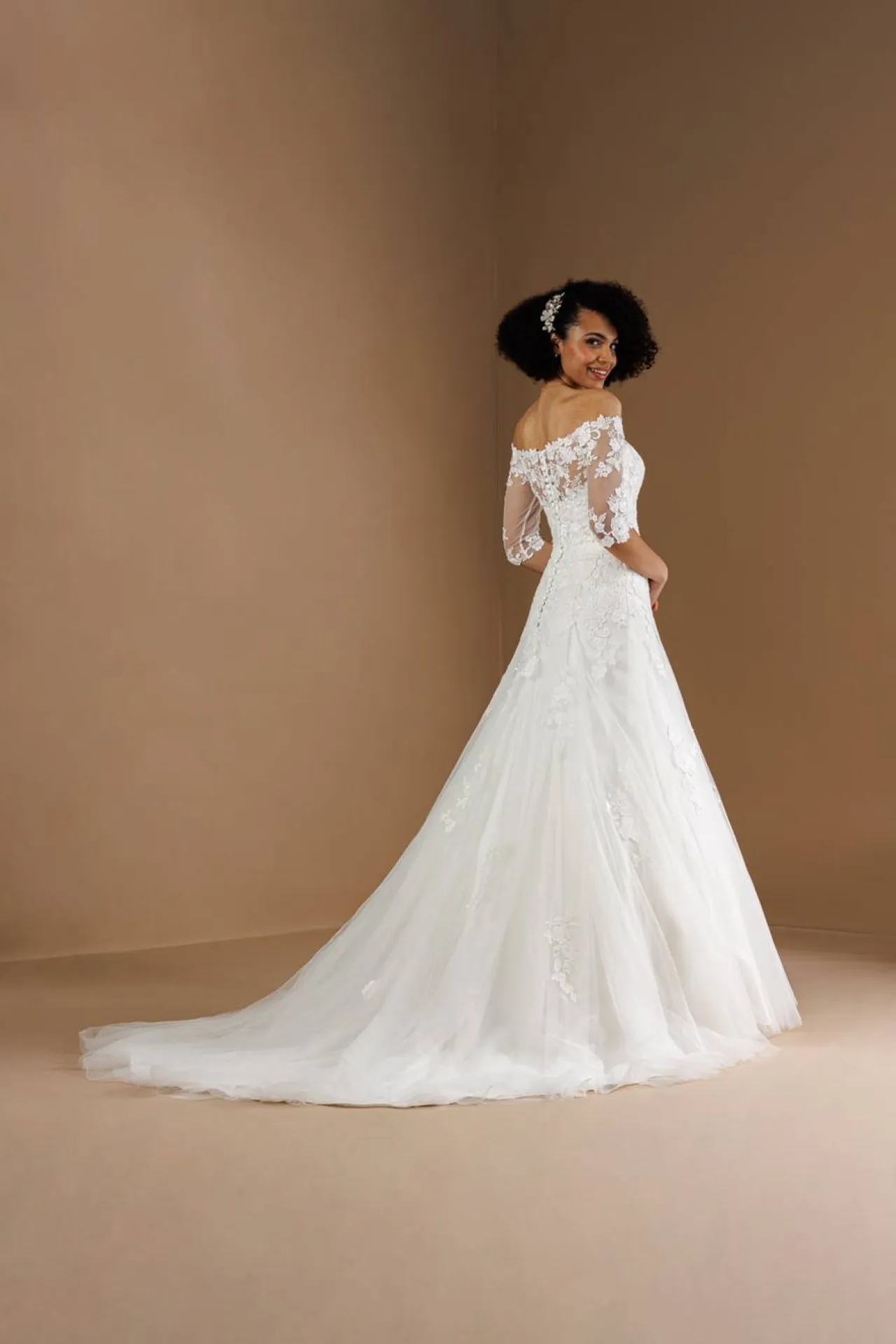 Robe de mariée traine courte sur Marseille