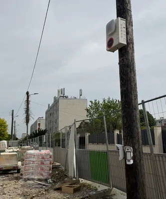 Installation de vidéosurveillance temporaire avec 4 caméras OMVC200 et caméra Reolink autonome à Sannois 95110