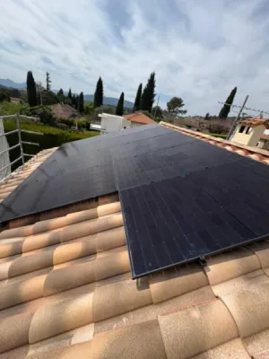 Installation de panneaux solaires avec demande d'aides de l'état grâce à Provence Energie Solaire Services