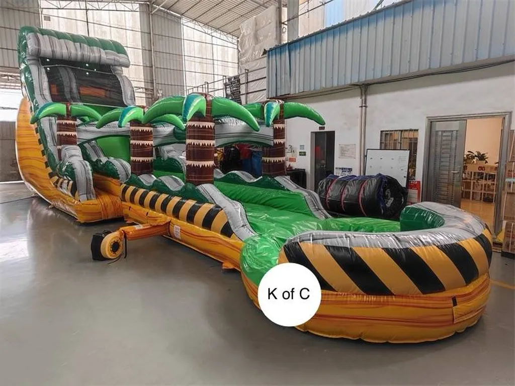 Toboggan Palmiers avec glissade et bassin
