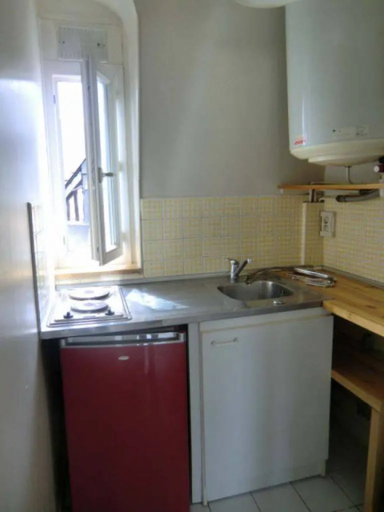 Situé au 26 bis rue Champs Maillets à Rouen