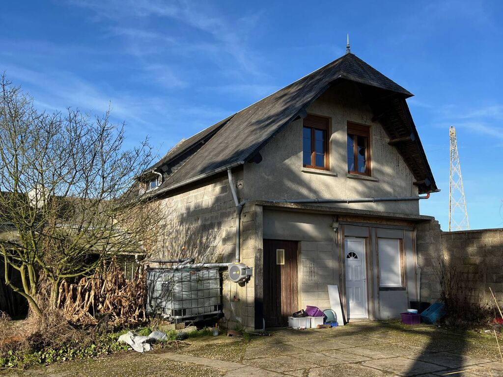 Maison de caractère, à vendre, avec dépendance située à Maulévrier Sainte Gertrude