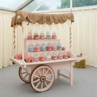 Candy bar romantique sur chariot vintage