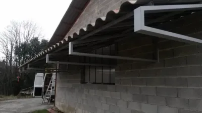 Pose de auvent Faucon 