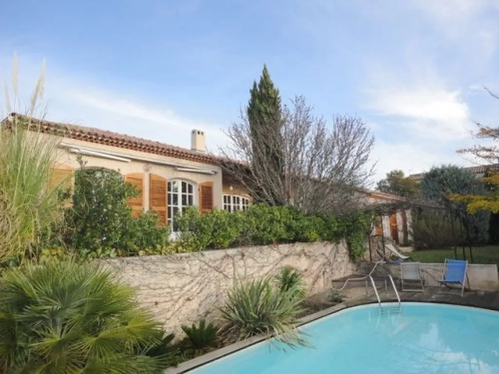 Trouver une villa 5/6 Roquefort La Bédoule