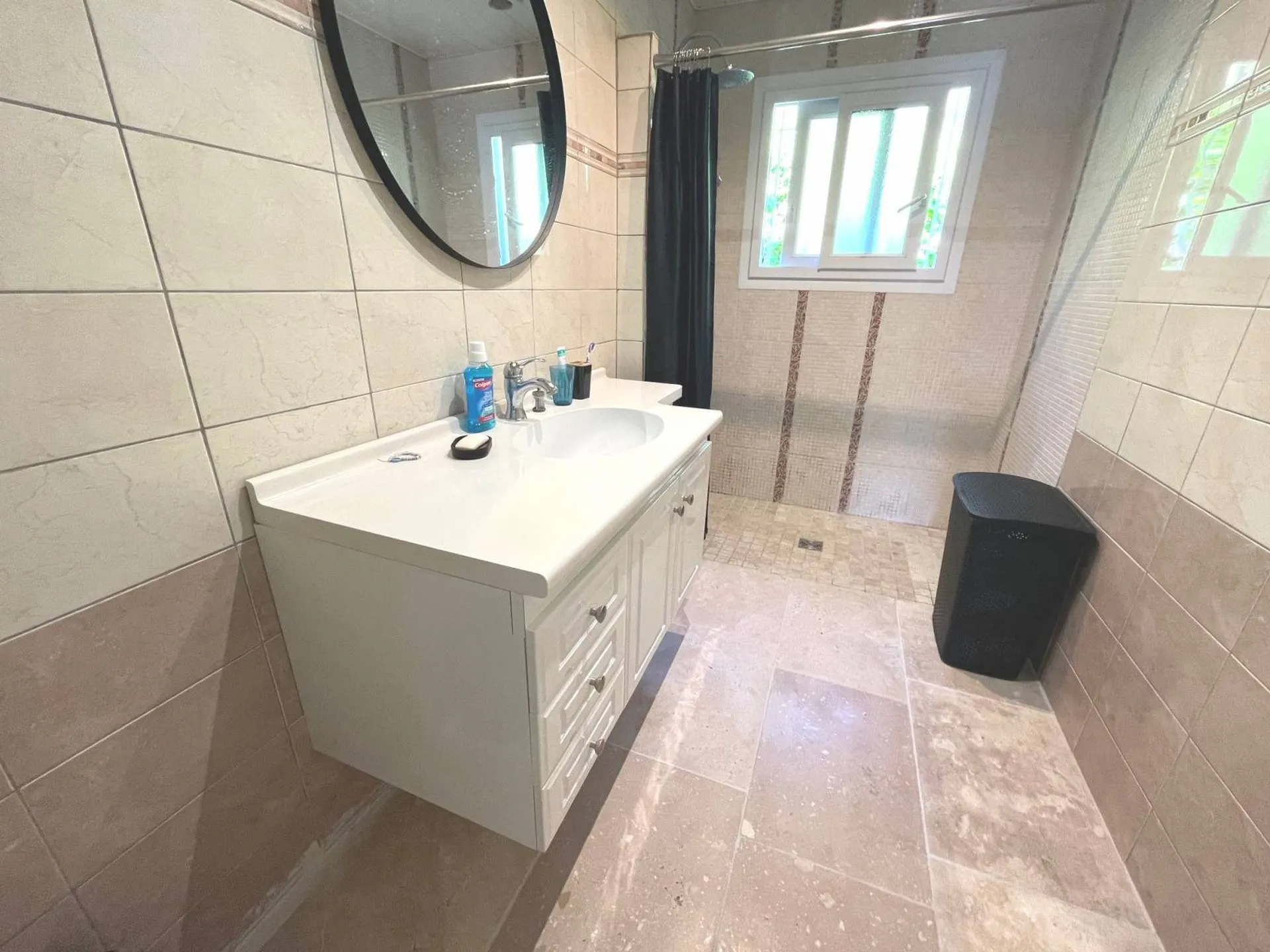 Villa à vendre Carnoux en Provence avec piscine et vue panoramique dégagée collines 