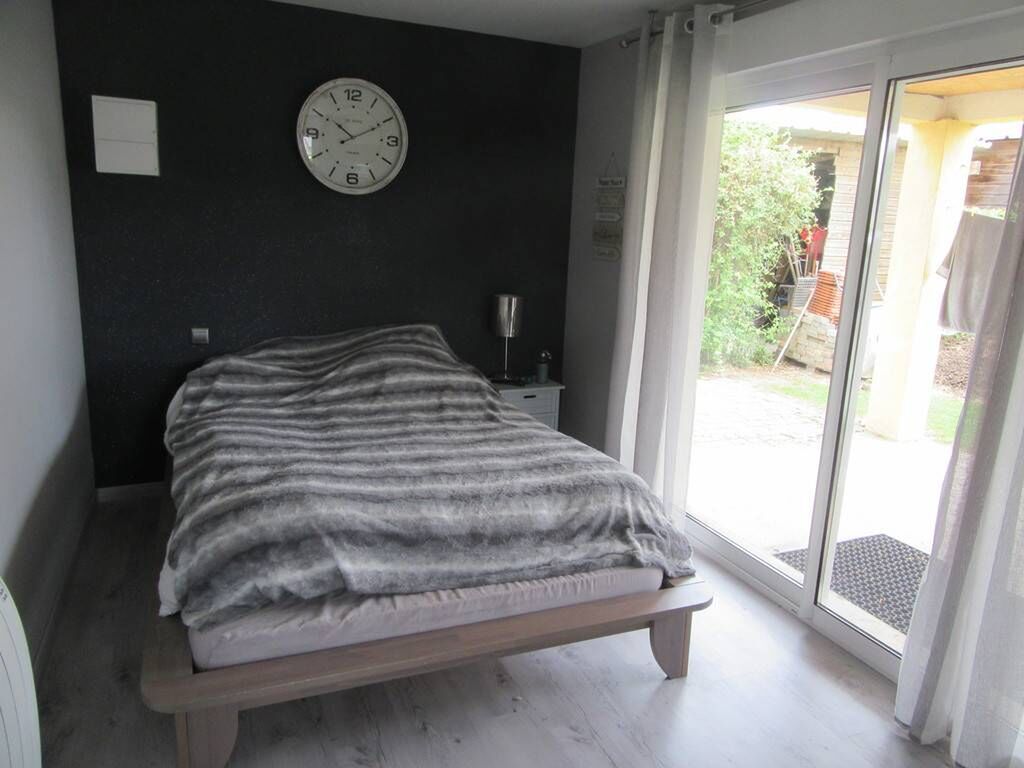 A vendre maison avec chambre rdc