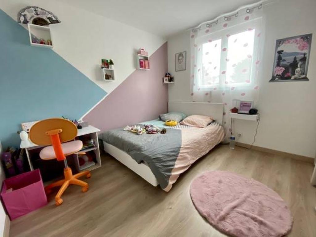 A acheter pavillon sur la commune de FRENEUSE 76410