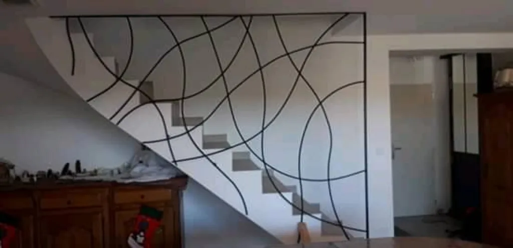 Création sur mesure d'un garde-corps acier pour une maison à Puyricard