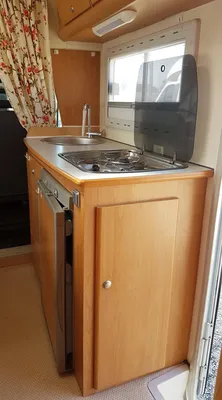 VENDU CAMPING CAR BAVARIA T62 FD