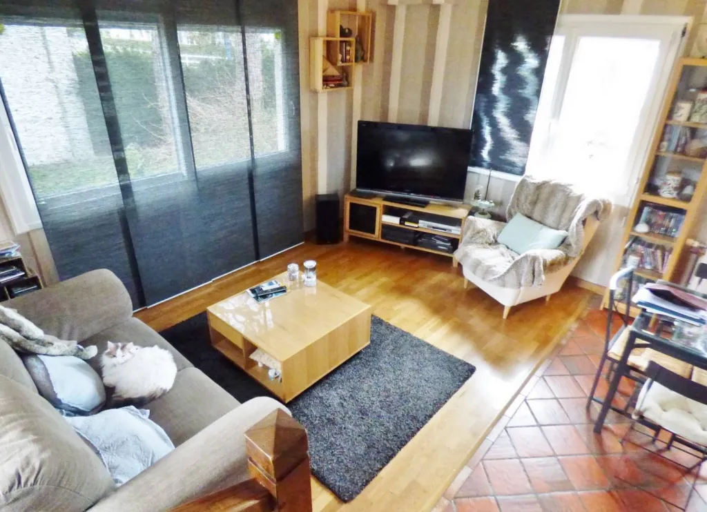 Où trouver à acheter maison d'architecte sur sous sol complet proche Freneuse 76410