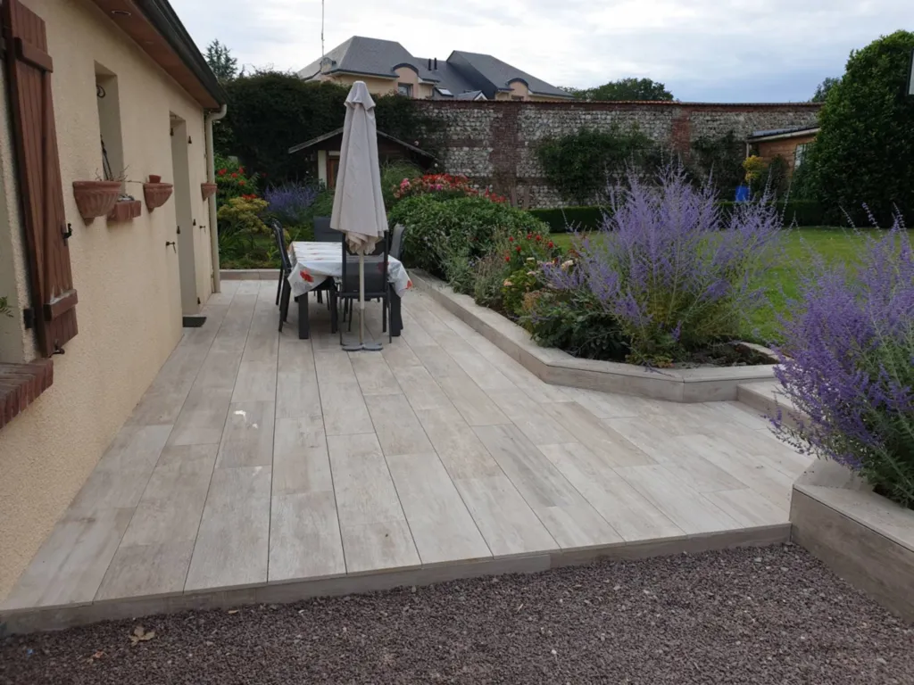 Imitation bois clair vieilli - Aux alentours de FECAMP