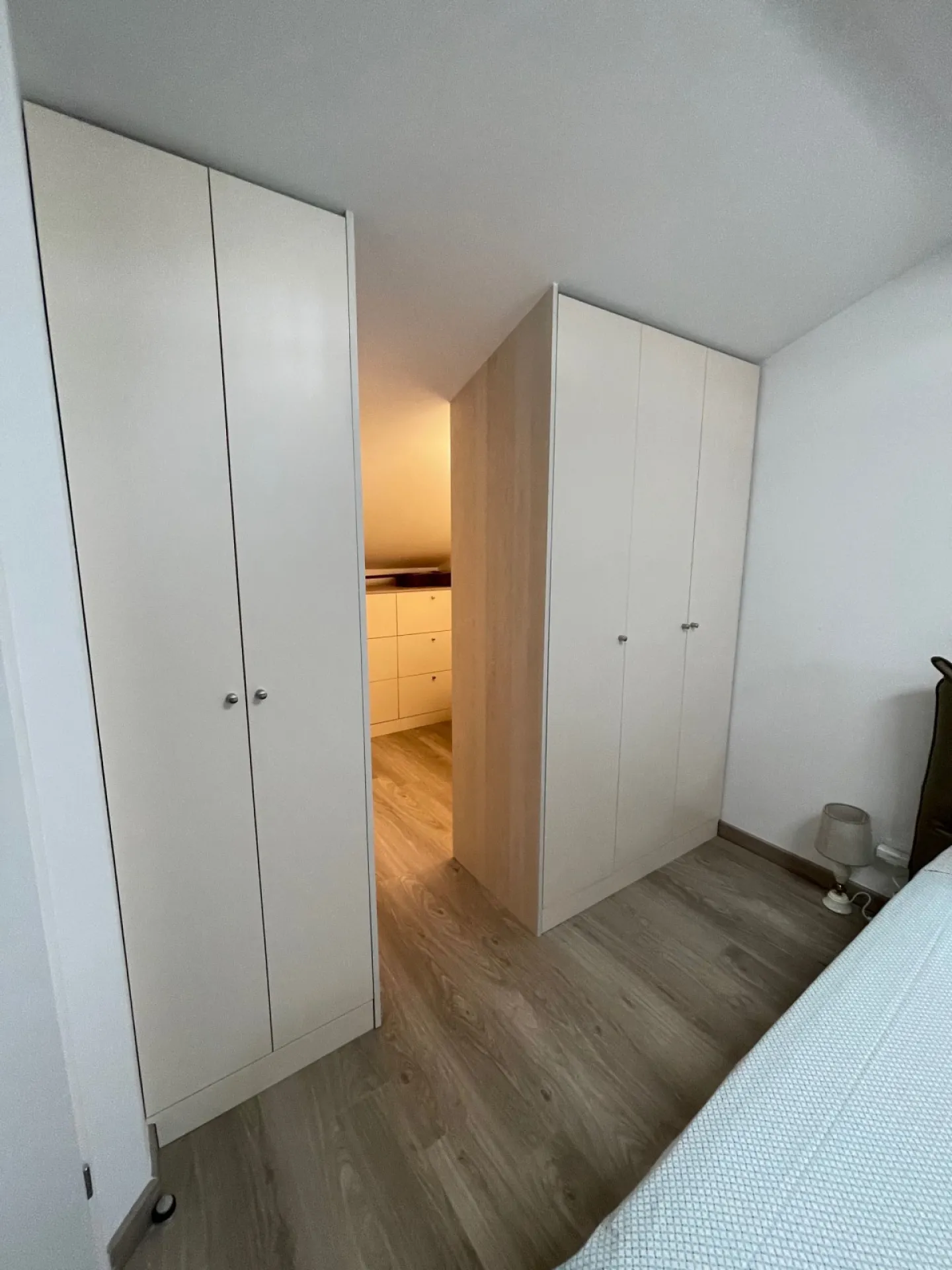  Agencement d’une chambre en sous pente à Arcachon