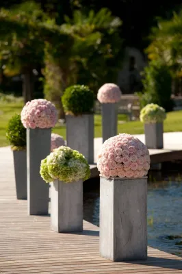 décoration de cérémonie de mariage dans un mas dans le Lubéron en Provence