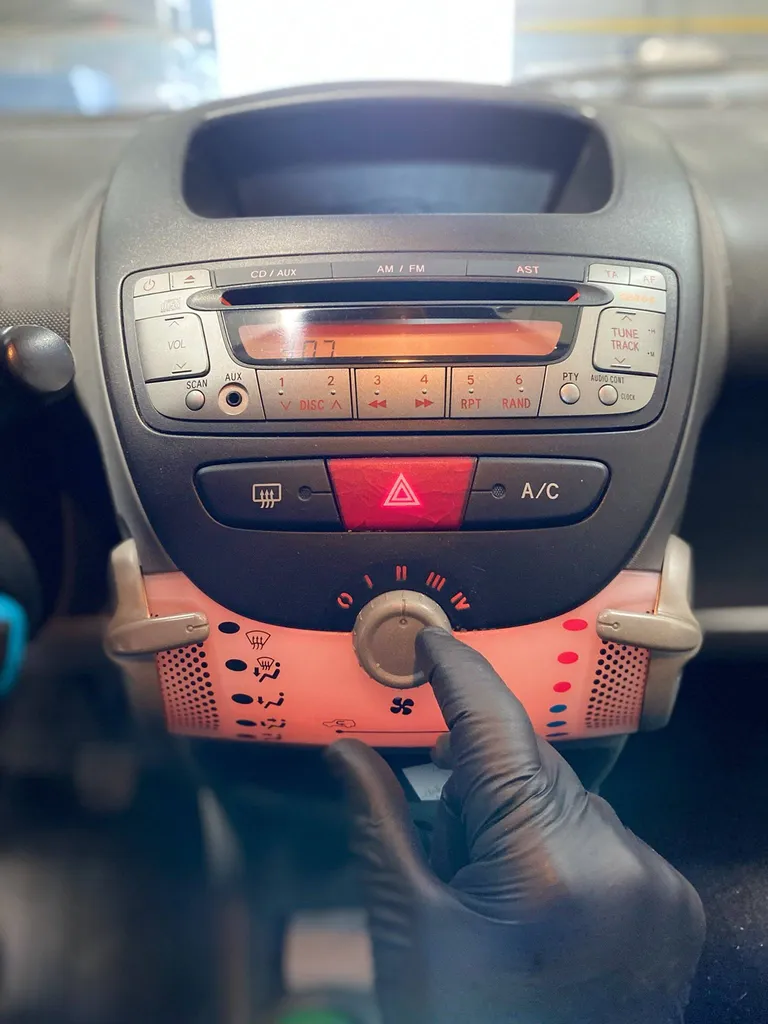 Votre centre de contrôle technique Autosur Martigues vérifie le système de désembuage de votre véhicule