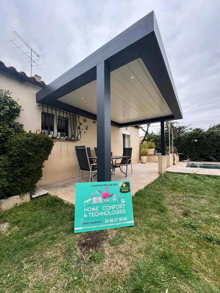 Installation d'une pergola bioclimatique sur mesure près de Nîmes dans la Vaunage