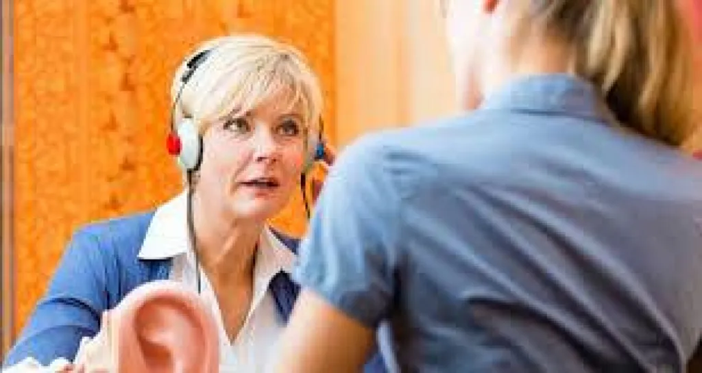 Comment se déroulent les tests auditifs gratuits dans votre cabinet d'audition à Bron ?