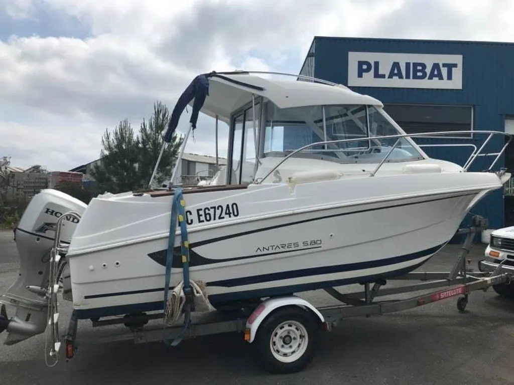 Antares 580  BENETEAU