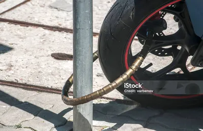 Découpage chaine antivol moto sur Marseille