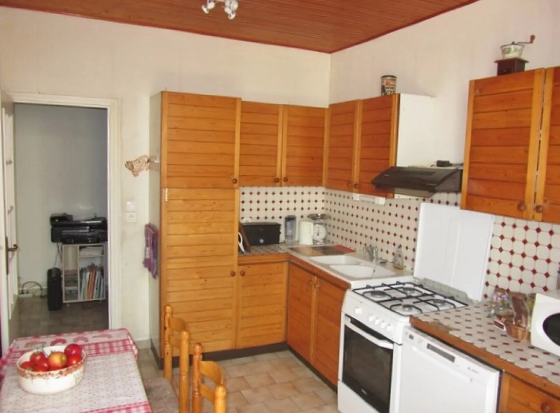 Cherche à acheter maison de ville à étage avec 6 chambres sur Caudebec lès Elbeuf 76320