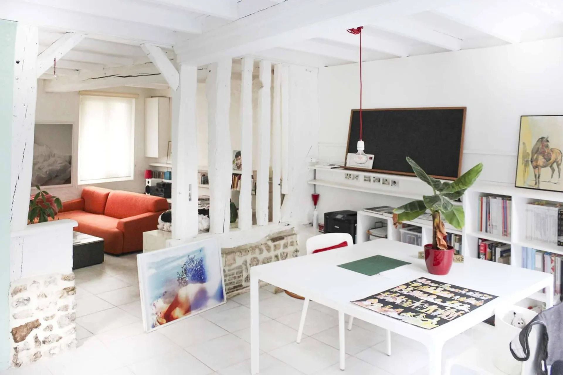 Belle normande au cœur d'un bourg