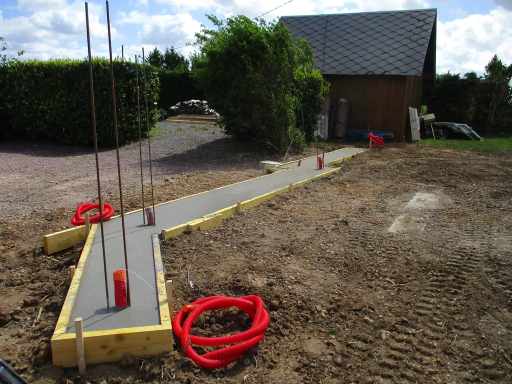 Installation de Murs de clôture, Fondations de portails et Travaux de Maconnerie à Cormeilles dans l’Eure 27 et ses Alentours