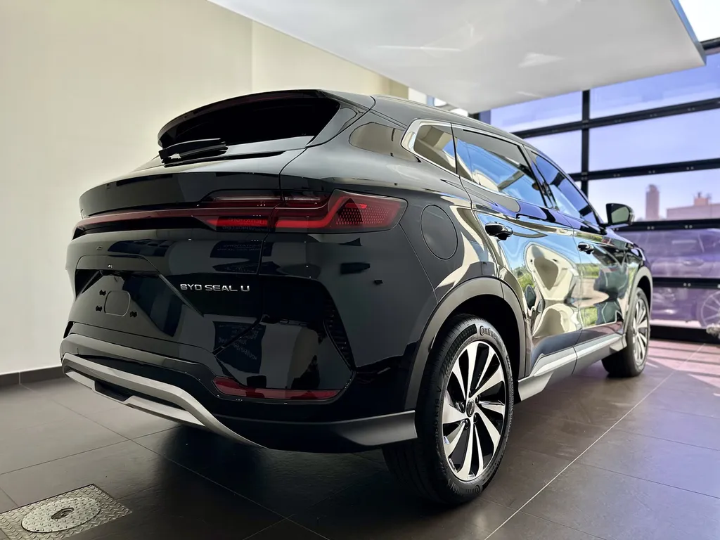 Partenariat BYD – Traitement céramique et detailing haut de gamme à Lyon proche Ecully 