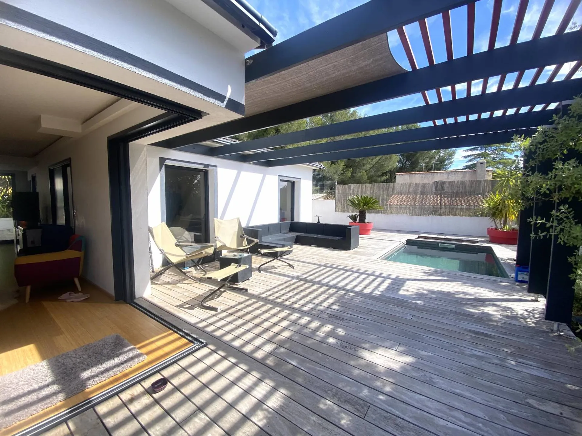 Villa La Ciotat proche Ceyreste, maison récente T5, garage, cave 