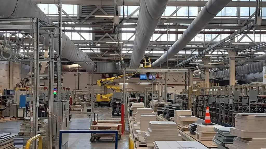 Démantèlement d'un atelier de laquage industriel en Rhône-Alpes 