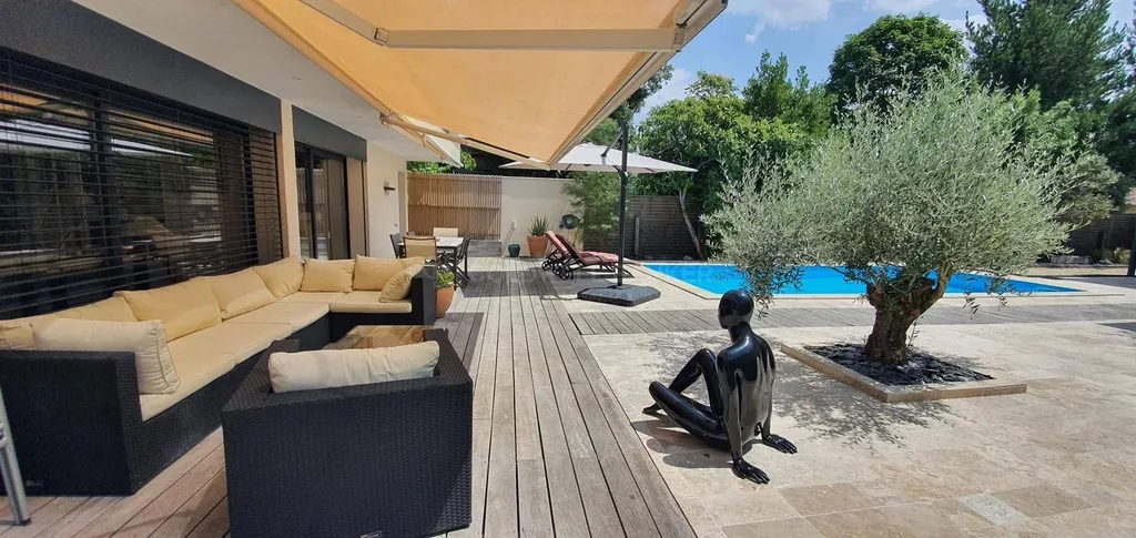vente Maison rénovée avec piscine et garage - Pessac Centre