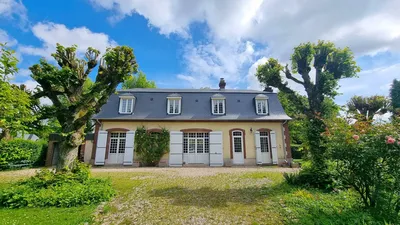 COUP DE COEUR à vendre belle propriété de caractère, 160 m², 3 chambres, située dans un le bourg dynamique des Grandes-Ventes 76950