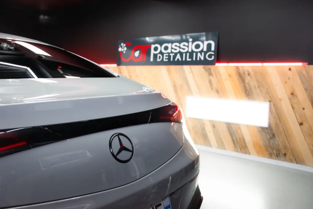 Covering partiel et personnalisation esthétique sur mesure pour carrosseries haut de gamme à Senlis et Chantilly dans l'Oise Covering partiel et personnalisation esthétique sur mesure pour carrosseries haut de gamme à Senlis et Chantilly dans l'Oise