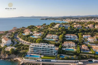 L'Or Bleu des Issambres : Quel prix pour une vue mer ? (Villa ou Appartement)