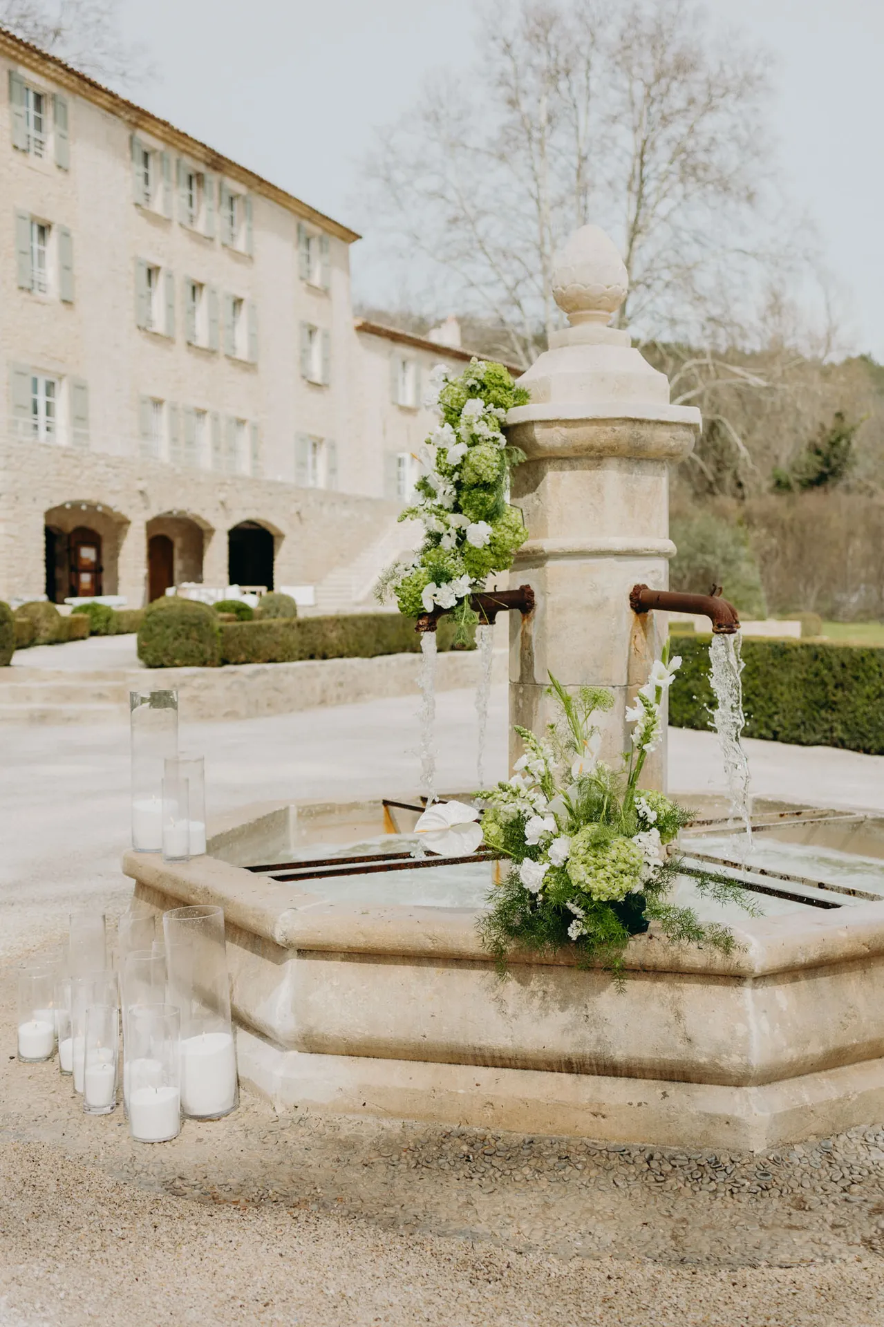 domaine photo mariage avec fontaine bastide provence gordes lourmarin
