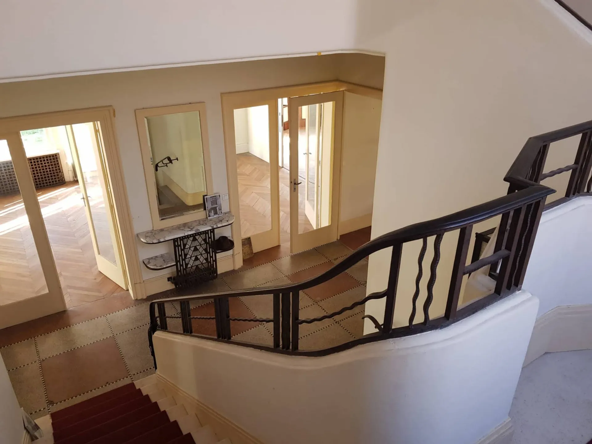 A vendre Propriété avec beau potentiel