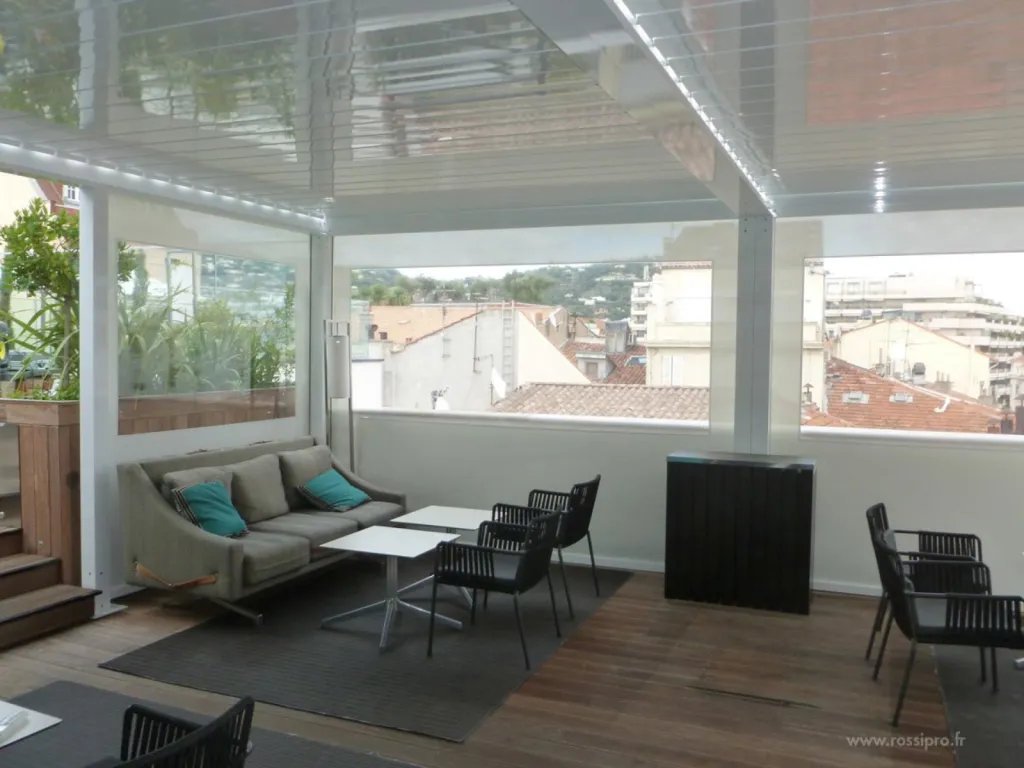 Pergolas à lames orientables - Cannes